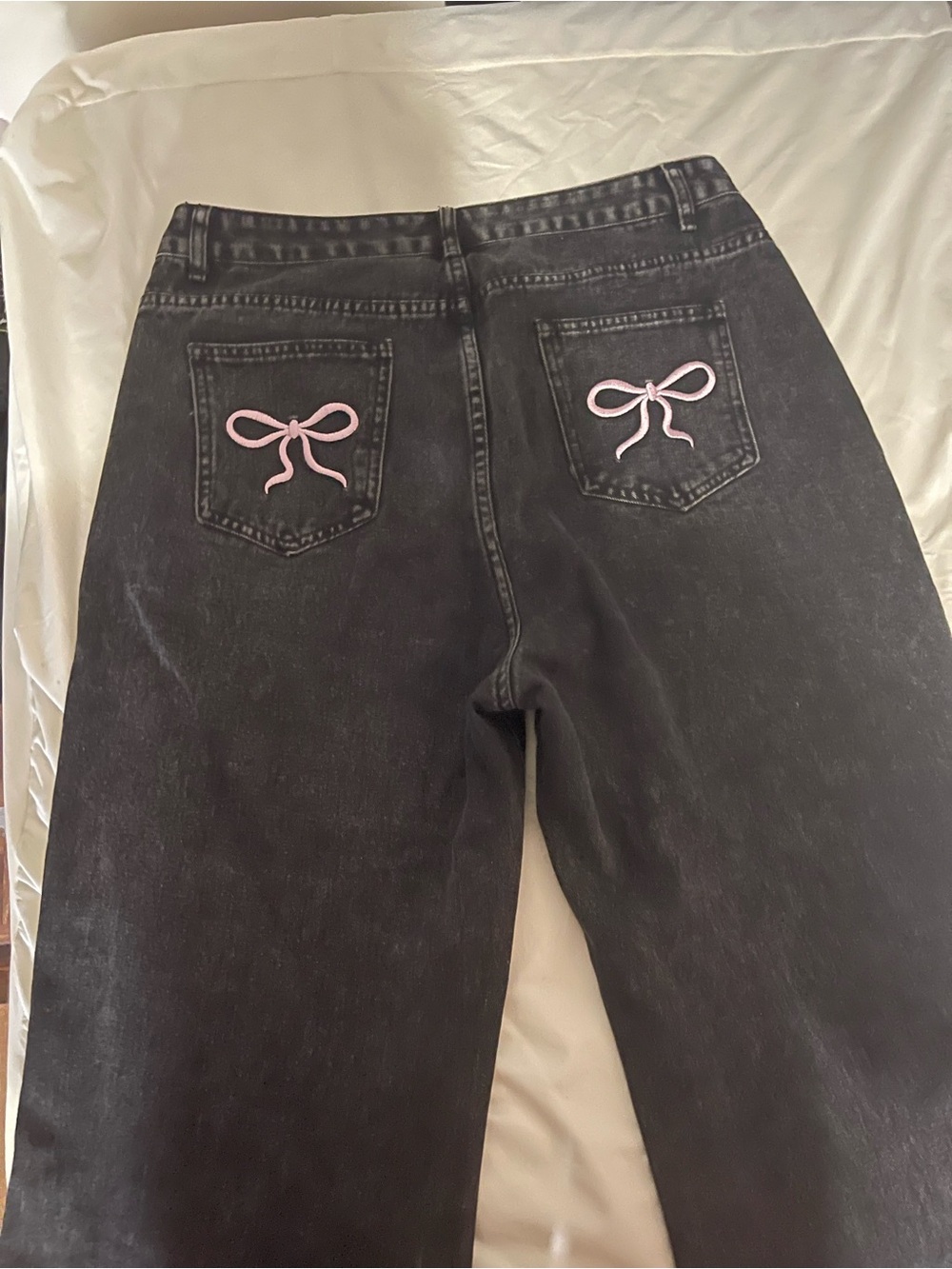 Washed Black Jeans with Pink Bow Embroidery on Back Pockets